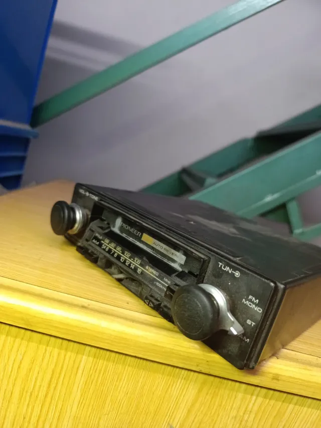 Radio Cassette Pioneer