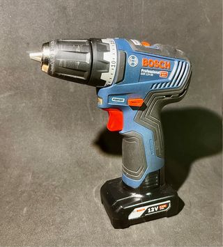 Se vende BOSCH GSR 12V-35 + L-Boxx