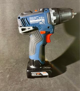 Se vende BOSCH GSR 12V-35 + L-Boxx