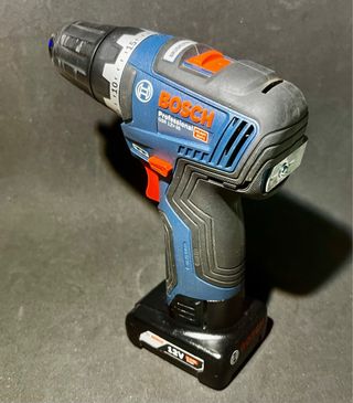 Se vende BOSCH GSR 12V-35 + L-Boxx