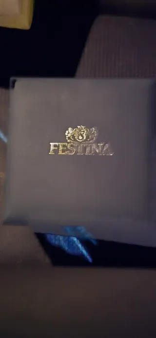 Reloj Festina Dorado
