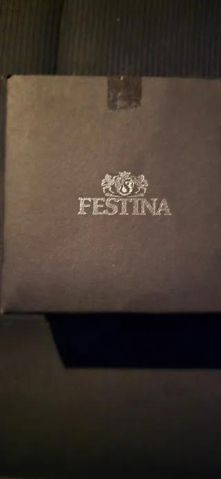 Reloj Festina Dorado