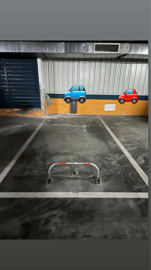 Plaza de garaje Calle la Habana / Cuzco