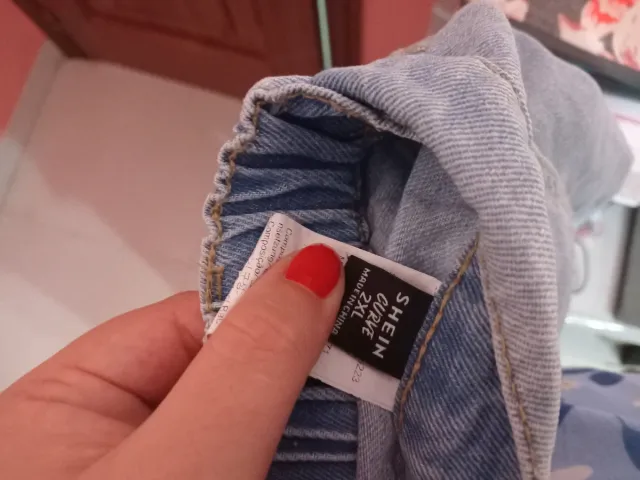 Pantalón corto vaquero Shein Talla XXL