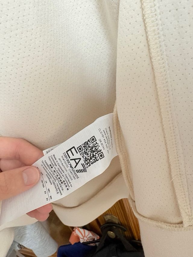 Chaqueta con capucha EA7 Beige