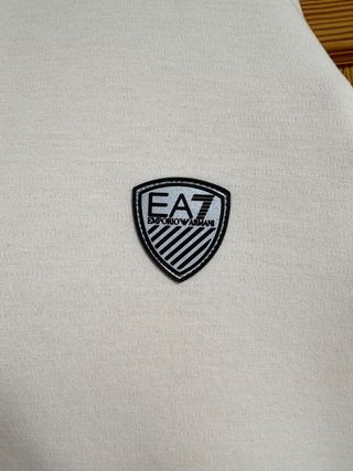 Chaqueta con capucha EA7 Beige