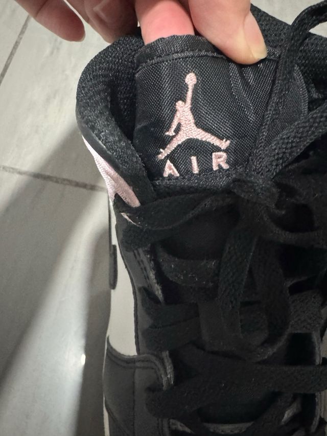 Jordan 1 Mid SE Zen Master