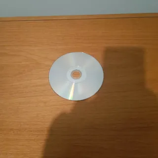 Resident Evil Outbreak – PS 2 | Solo Disco