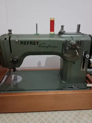 Máquina de coser Refrey Transform # 427