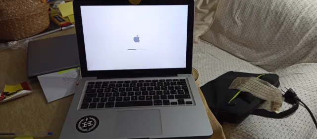 MacBook Pro 13 2010 Plata