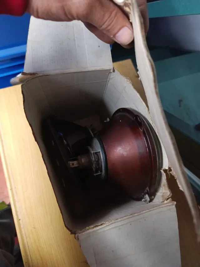 Ópticas Hella Halogen H4 R4 (2 unidades)