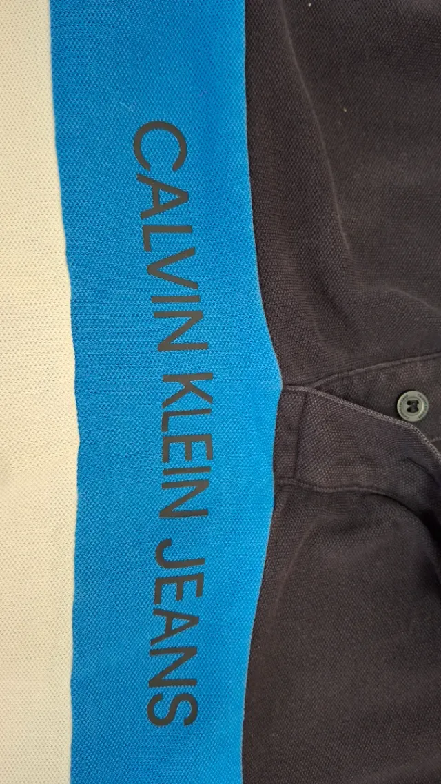 Polo Calvin Klein Negro, Azul y Blanco