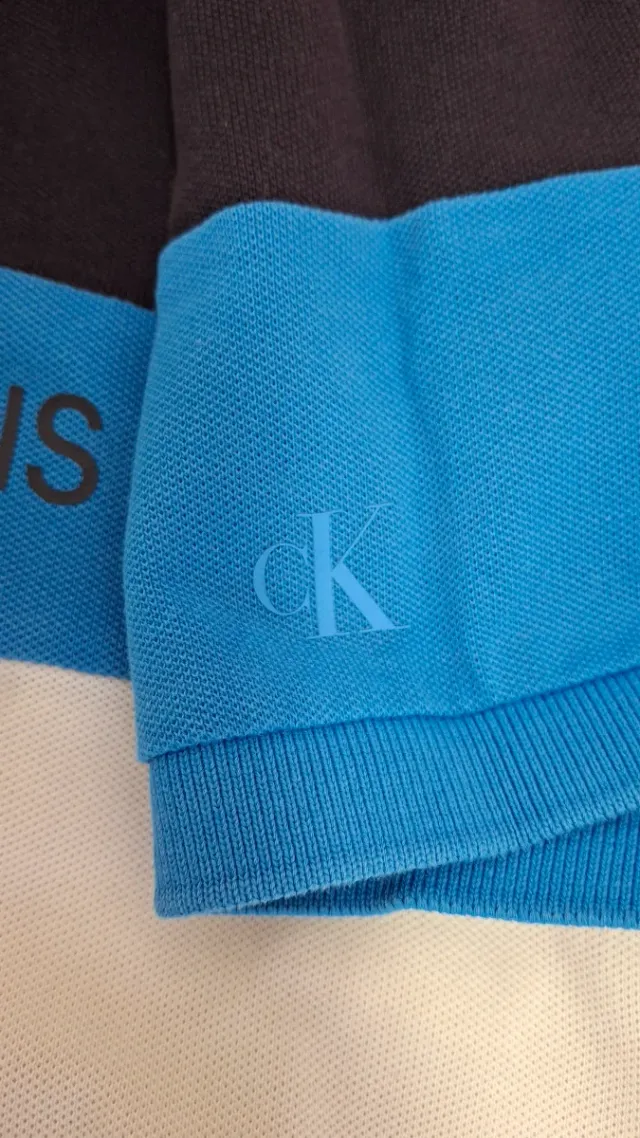 Polo Calvin Klein Negro, Azul y Blanco