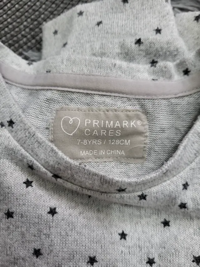 Pijama estrellas Primark 7/8 años