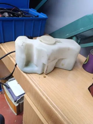 Botella limpia cristales Corsa A GSI con bomba