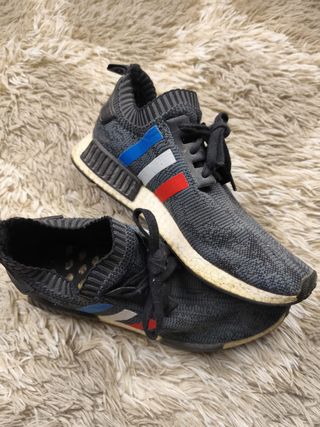 Adidas NMD R1 Preto Listras Tricolores