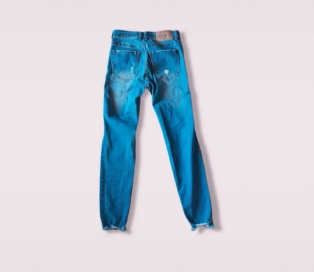 Pantalones Skinny rotos Pull & Bear