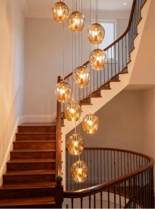 Lampada a sospensione 10 sfere in cristallo dorato