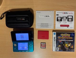 Nintendo 3DS azul turquesa + 2 Juegos Pokémon