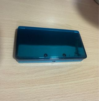 Nintendo 3DS azul turquesa + 2 Juegos Pokémon