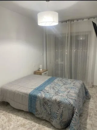 Habitación en piso compartido, alquiler.