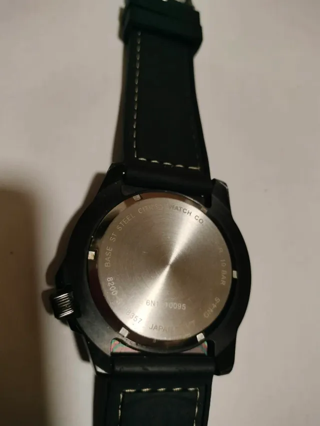 Reloj Citizen Automático Negro y Beige