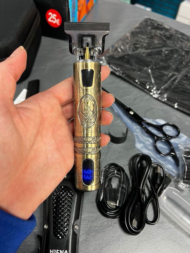 Kit barbiere professionale per taglio e rasatura