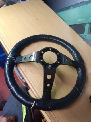 Volante desplazado universal