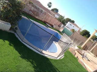 Césped artificial económico