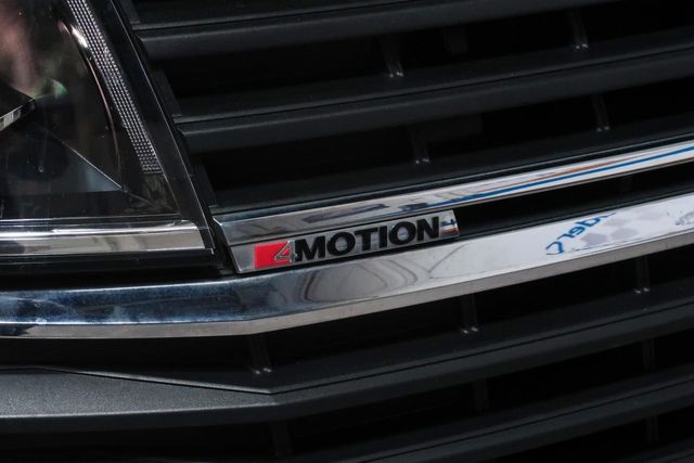 VOLKSWAGEN CALIFORNIA 2.0 TDI BMT BEACH TOUR 4M DSG 204CV