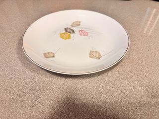 Platos de porcelana Bidasoa blancos borde dorado