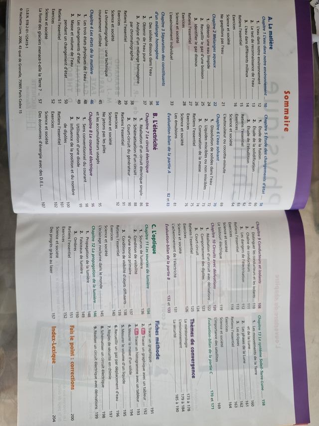 Physique Chimie 5e (French Edition)