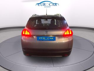 Peugeot e-2008 1.6 HDI