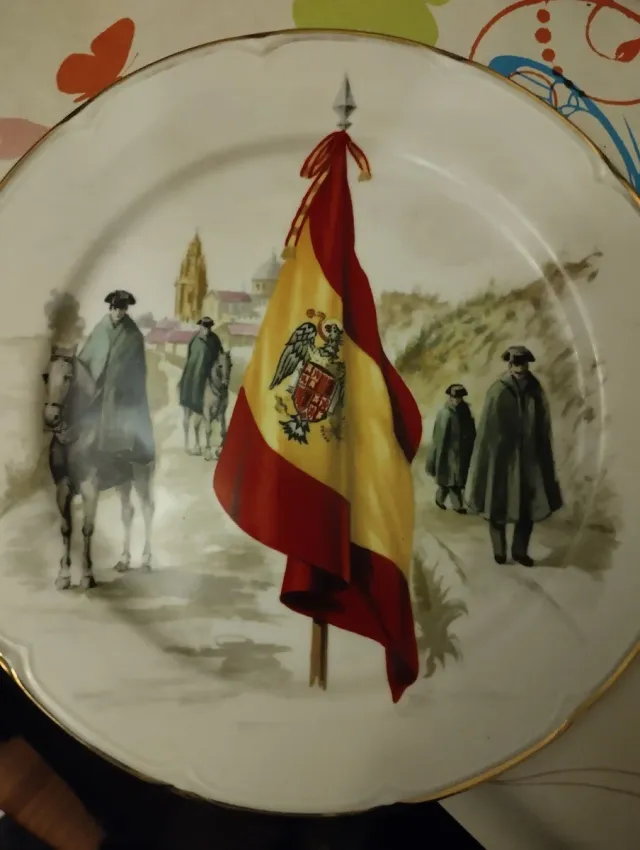 Plato decorativo vintage español