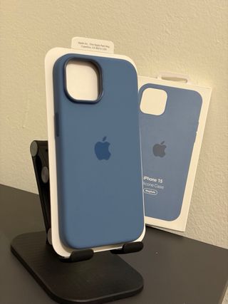 Cover iPhone 15 Silicone MagSafe Blu