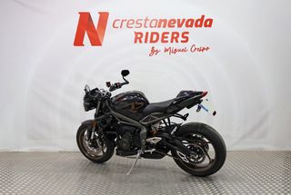 Triumph STREET TRIPLE RS