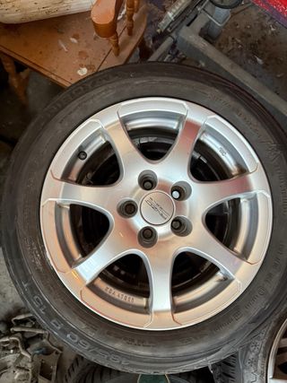 Neumático 185/60 R 15 84T