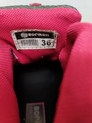 Botas de montaña Boriken grises y rosas