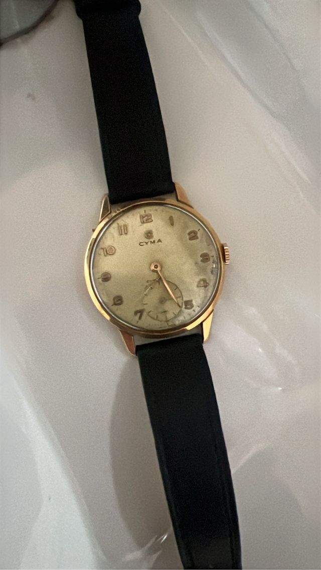 Reloj CYMA de oro 18 kt