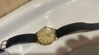 Reloj CYMA de oro 18 kt