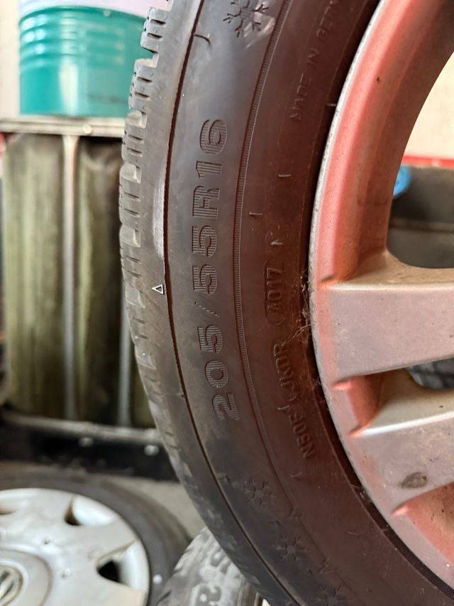 4 Llantas Invierno 205/55R16