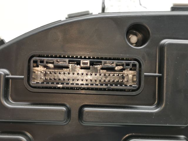 CUADRO INSTRUMENTOS KIA CEED (CD)