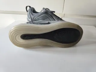 Nike Air Max 720 Gris