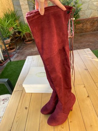 Botas altas con tacón