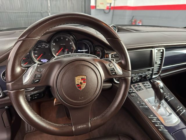 Porsche Panamera 4 3.0 V6 300 CV PDK - Año 2012