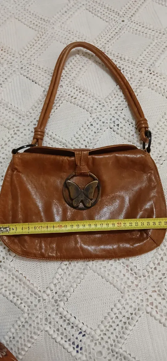 Bolso de mano de piel de vaca