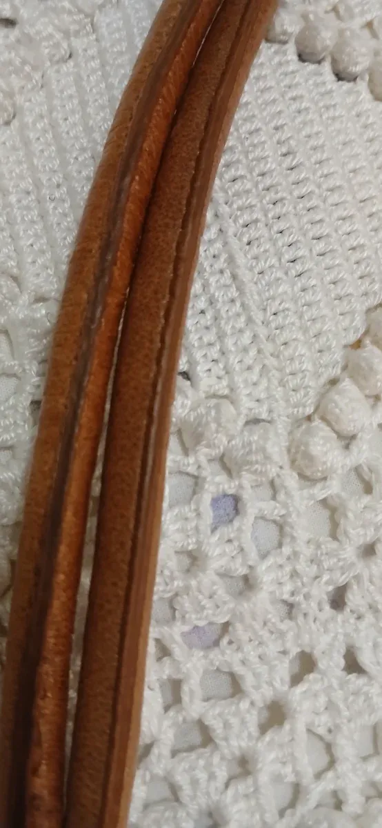 Bolso de mano de piel de vaca