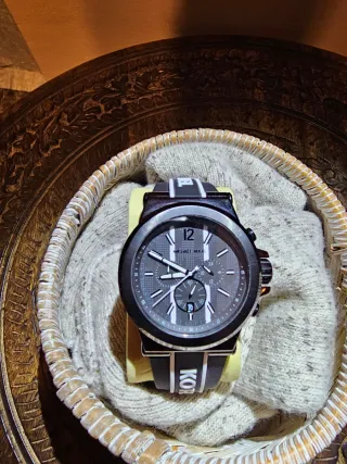 Reloj Michael Kors Negro y Gris