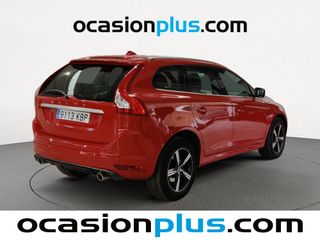 Volvo XC60 D3 R-Design Momentum Auto 110 kW (150 CV)