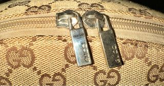 Mochila Gucci Beige con Rayas Verdes y Rojas